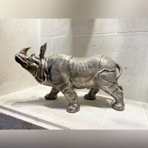 Rhinocéros en bronze